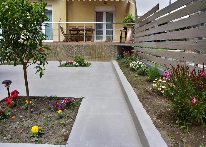 Casa De Luz With Garden Appartement